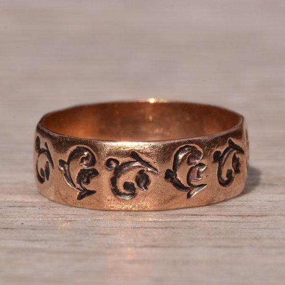 Antique Georgian Era Engraved Eternity Band